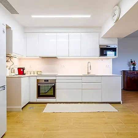 Olivais Spacious Near Airport Lisboa